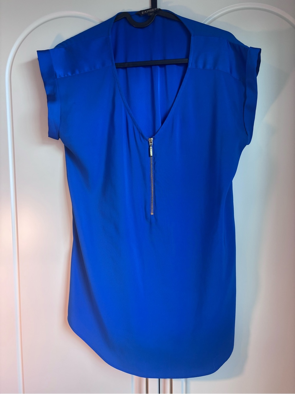Express Royal Blue V-Neck Zip Cap Sleeve Blouse
